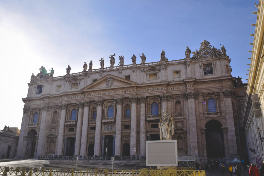 Exterior Basílica de San Pedro, Ciudad del Vaticano.