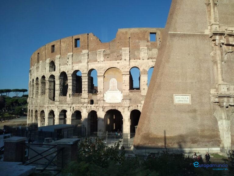 Coliseo Impresionante