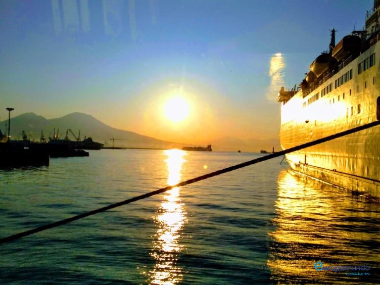 Ferry Palermo – Napoles