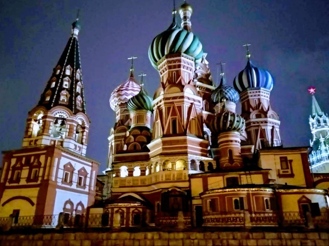 La Catedral de San Basilio de Moscú, situada en la Plaza Roja