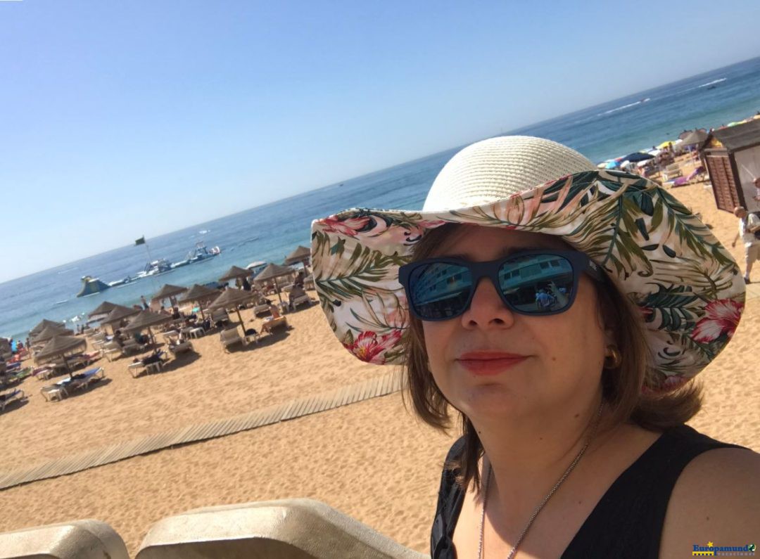 PORTUGUEANDO 2019  Praia De Albufeira (Albufeira Beach).