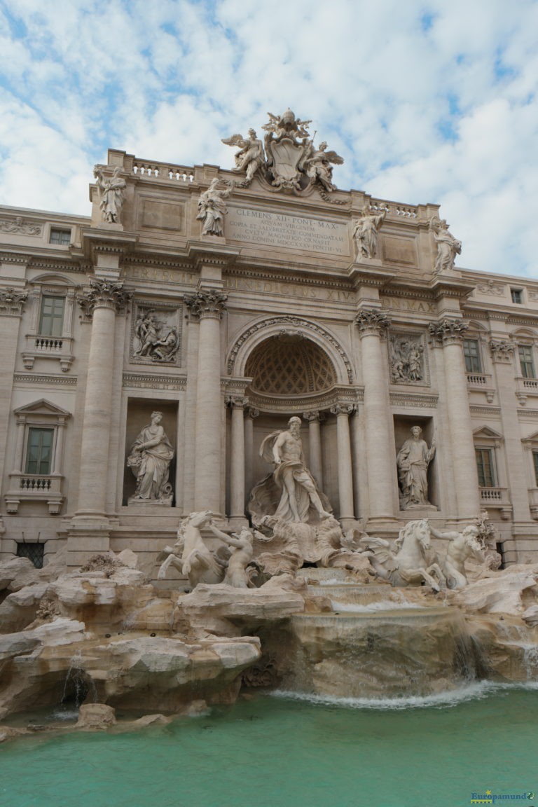 FUENTE DE TREVI
