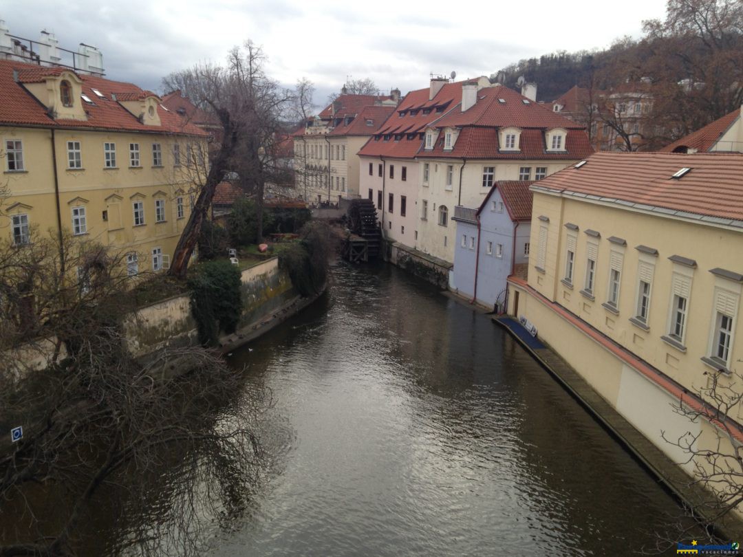 CANALES DE PRAGA