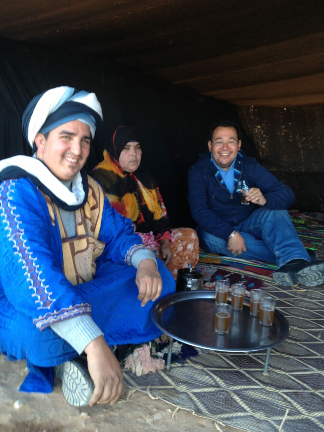 TOMANDO TÉ EN DEL DESIERTO