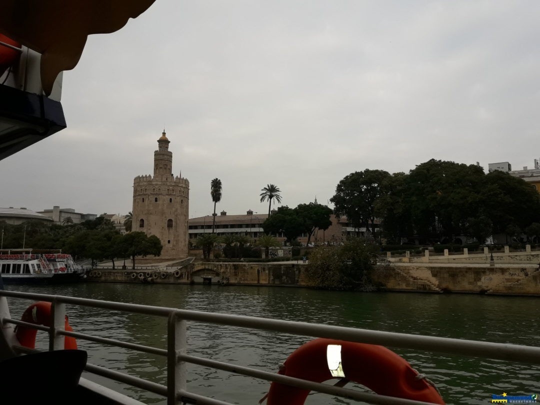 paseo en barco por el Guadalquivir