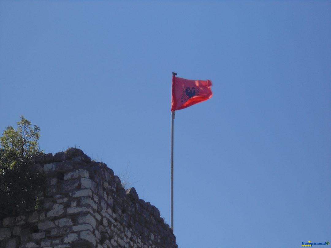 Bandera de Albania 2