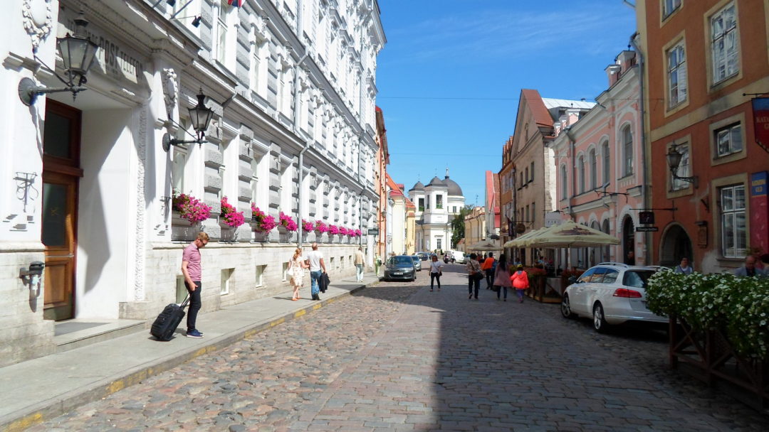 Una calle de Tallín.