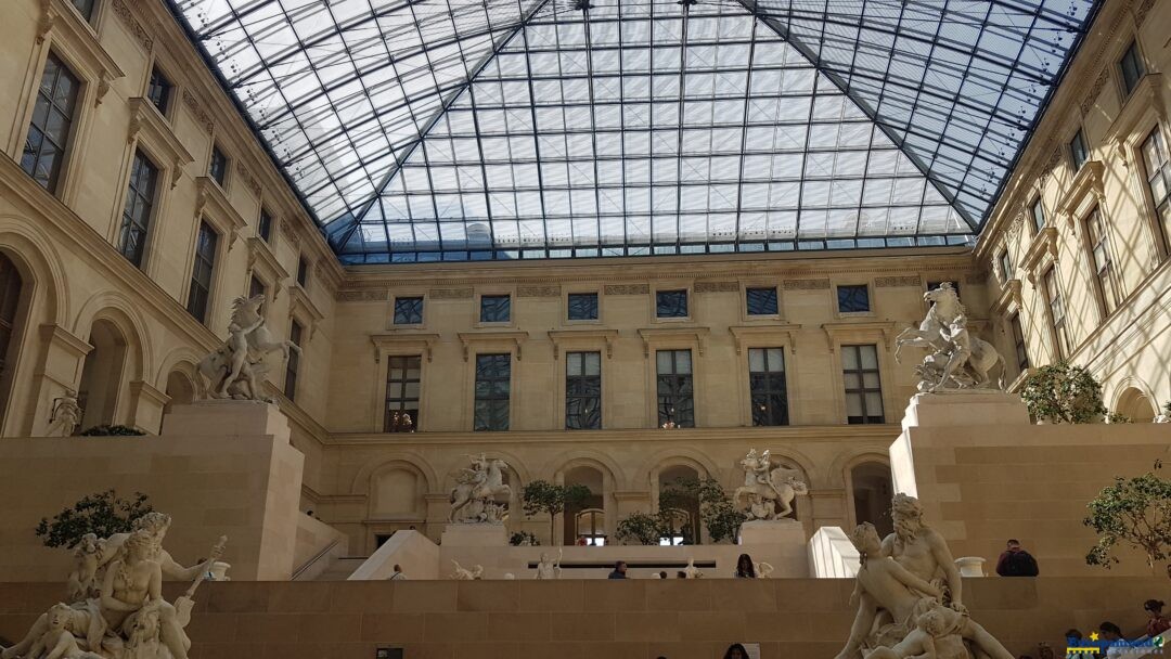 En el Museo Louvre