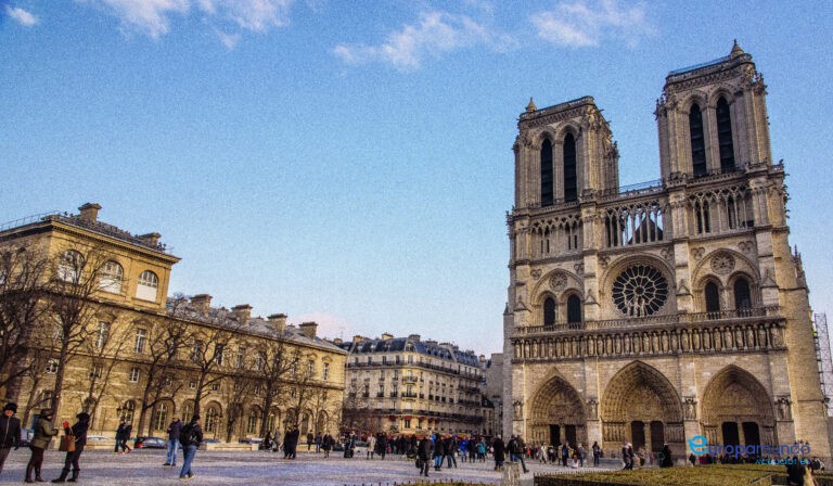 NOTRE DAME