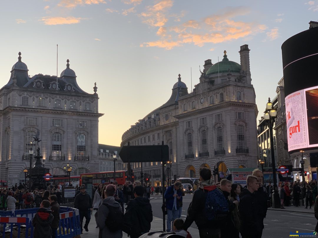 Picadilly Circus