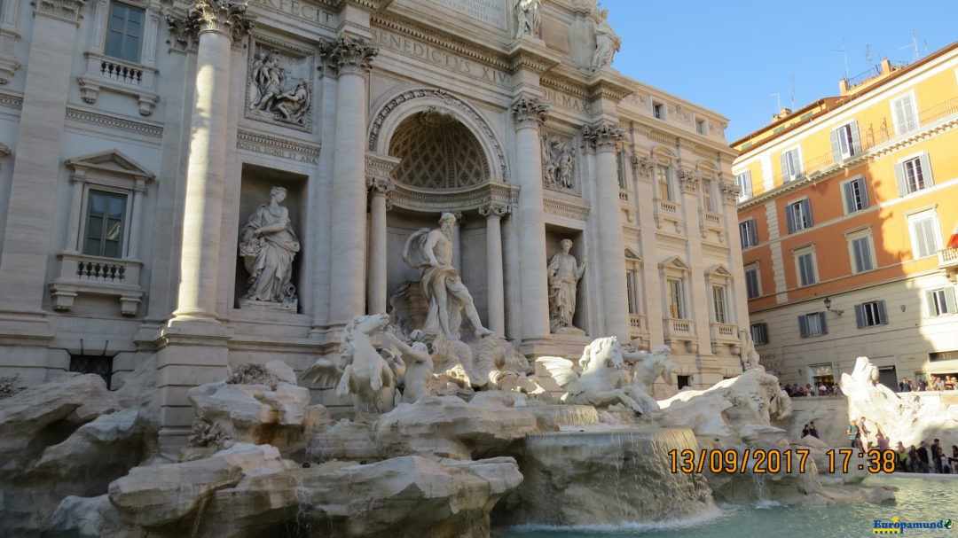 FONTANA DI TREVI