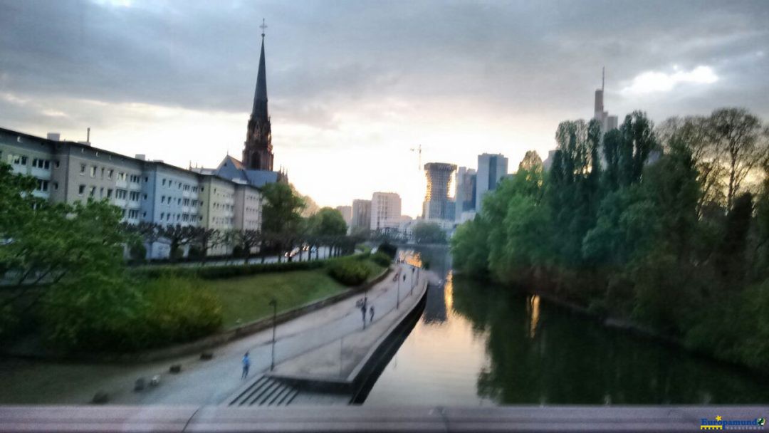Frankfurt desde el bus de Europamundo