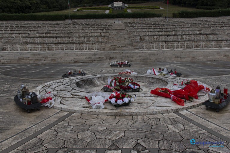 flores en cementerio