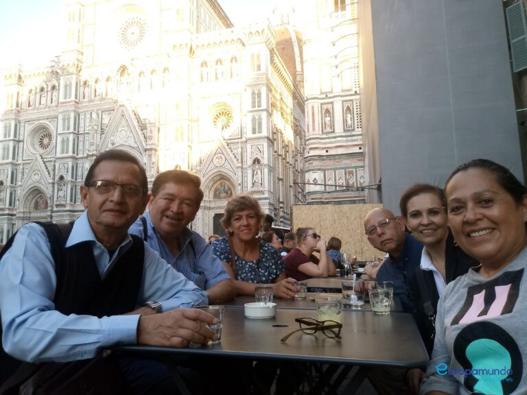 Disfrutando un limoncello