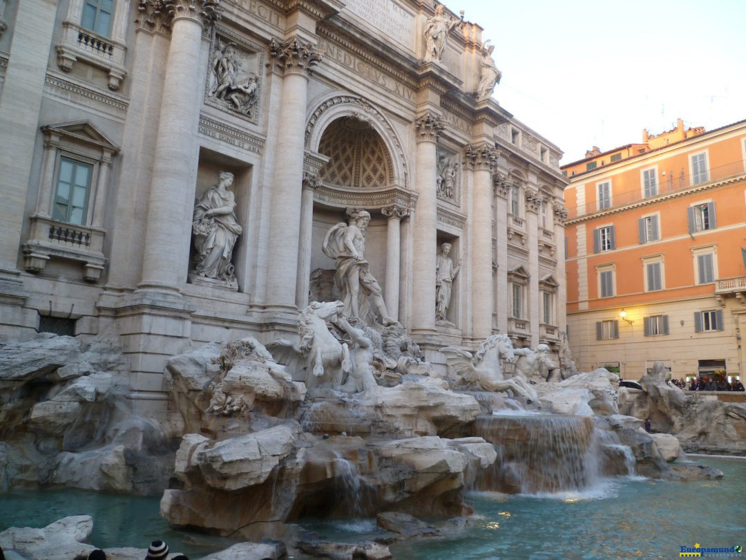 FONTANA DI TREVI