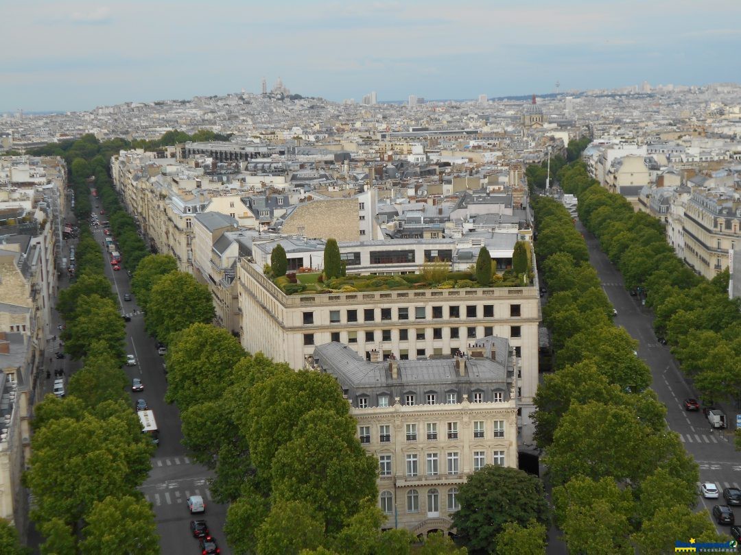 Vista de la ciudad de Paris desde el Arco del Triunfo.