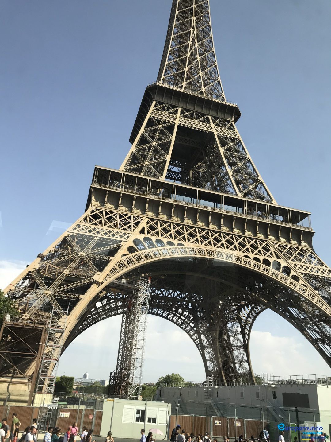 TORRE EIFFEL
