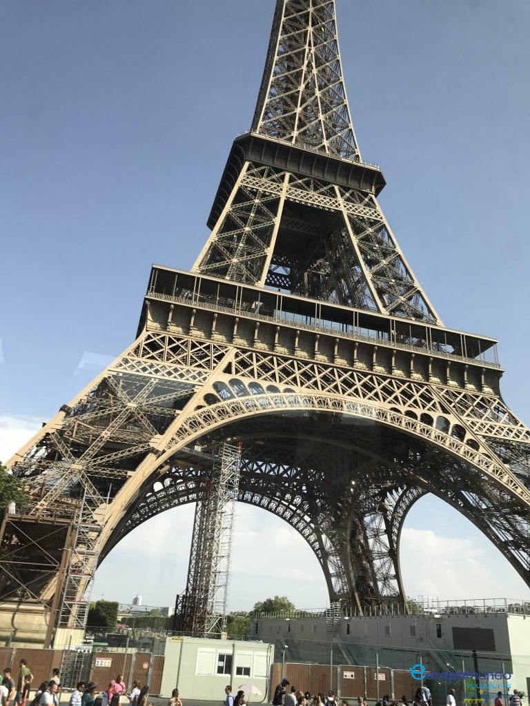 TORRE EIFFEL