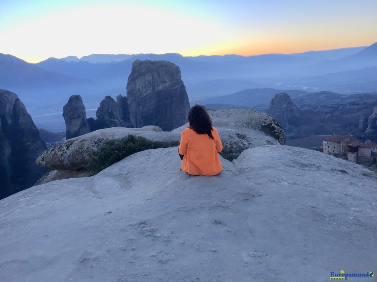 Disfrutando de un atardecer en Meteoras