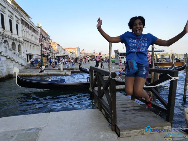 Albricias que vuelva