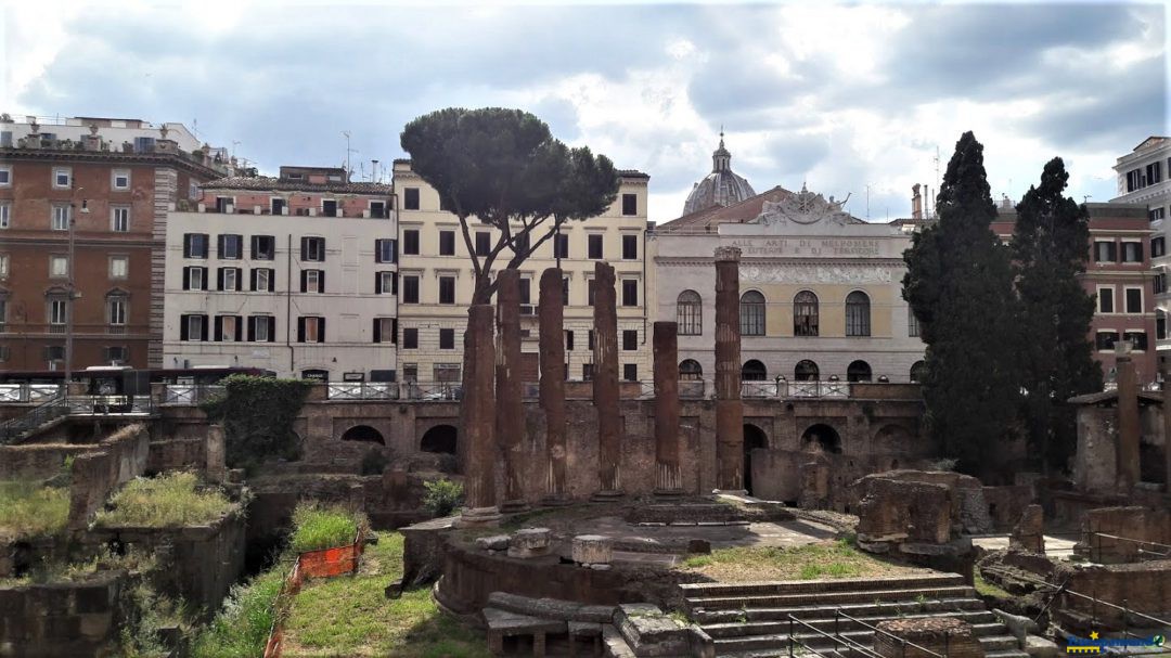 Largo di Torre Argentina