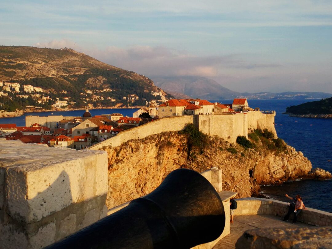 Vista de la ciudad antigua desde la Fortaleza de San Lorenzo