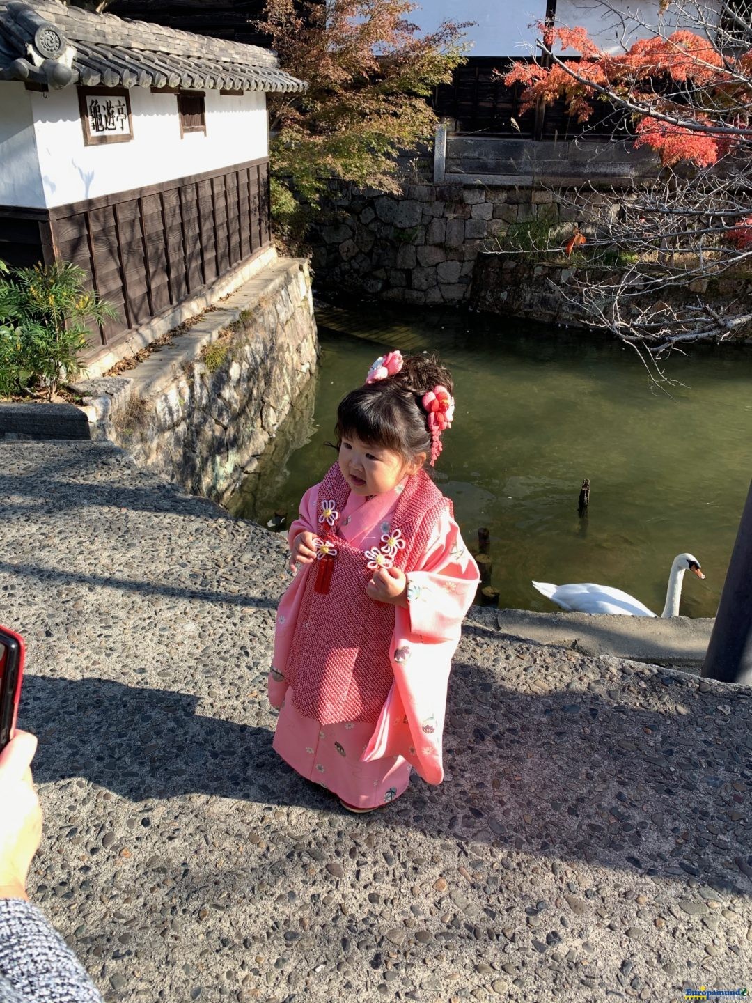 Niña Japonesa en vestimenta tradicional