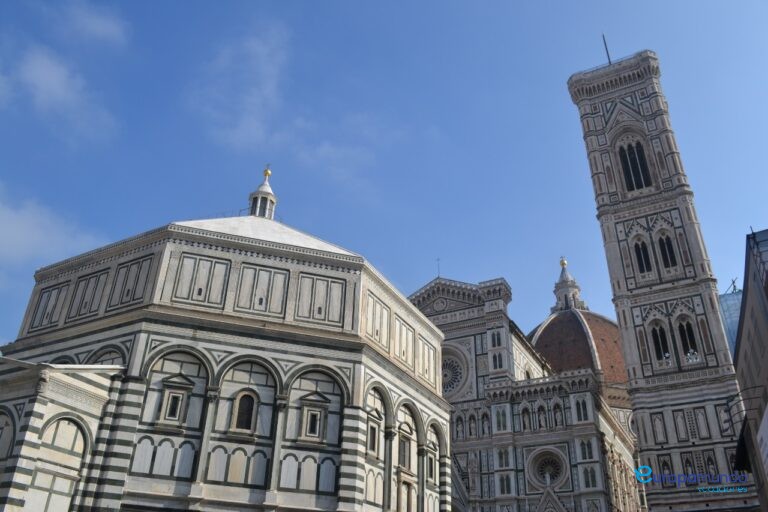 Baptisterio, Catedral y Campanario