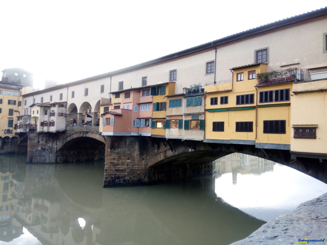 Sobre el Ponte Vecchio