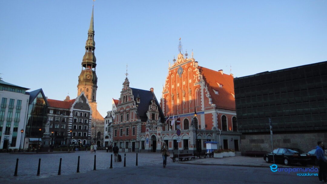casa de los Cabezas Negras