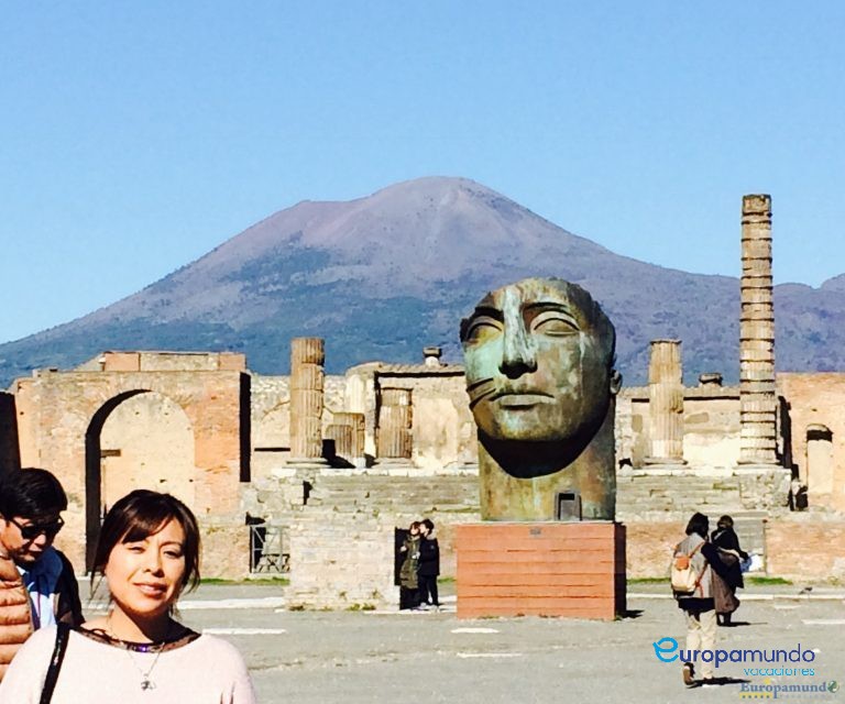 Pompeya , la ciudad sepultada