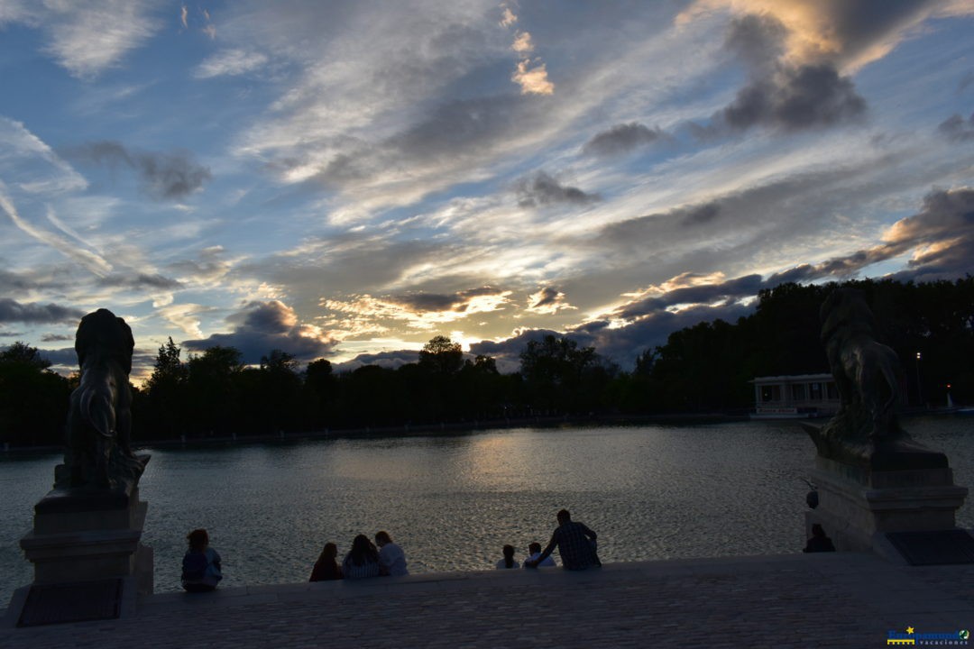 atardecer parque el retiro