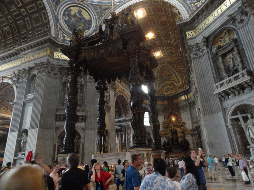 Interior Basílica de San Pedro – Vaticano