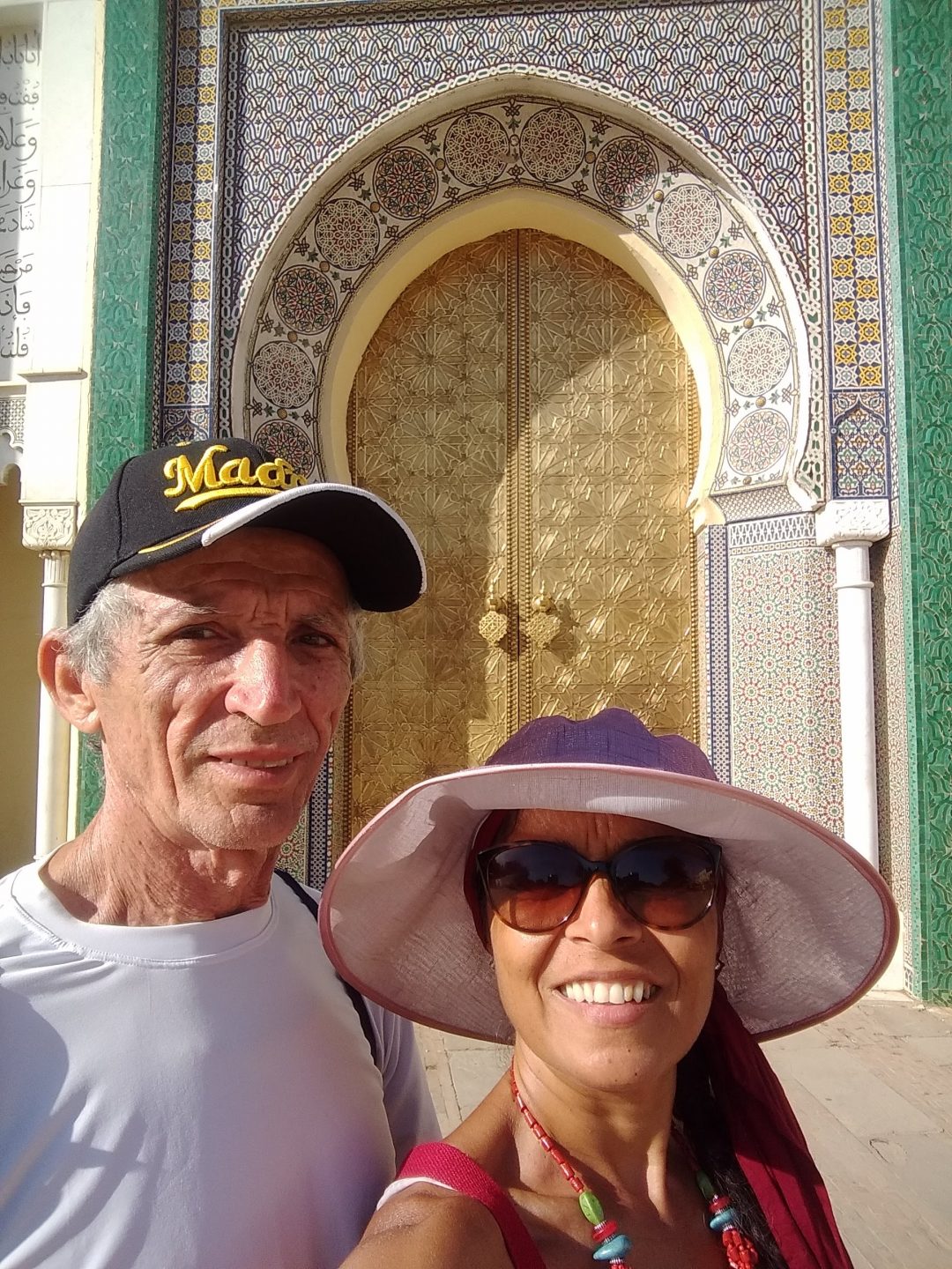 Asc Portas de bronze do Palácio Real em Fez