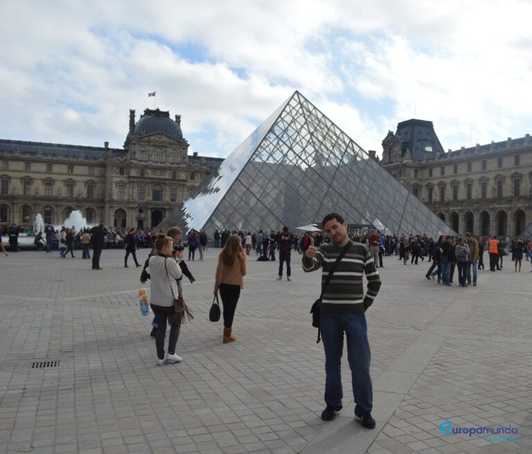 Louvre