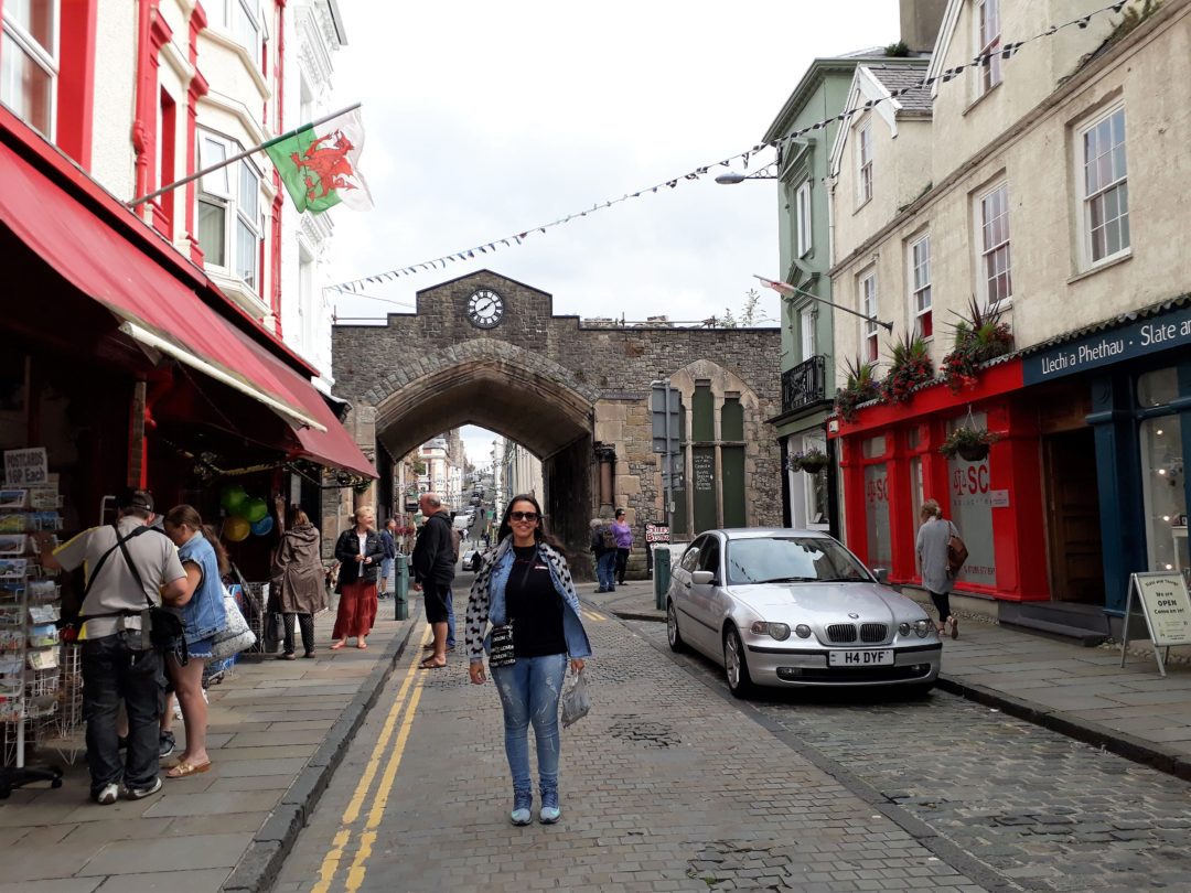 Em Caernarfon, País de Gales.