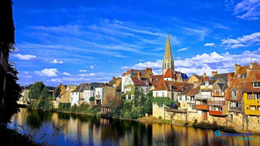 Atardecer en Argenton, Francia.