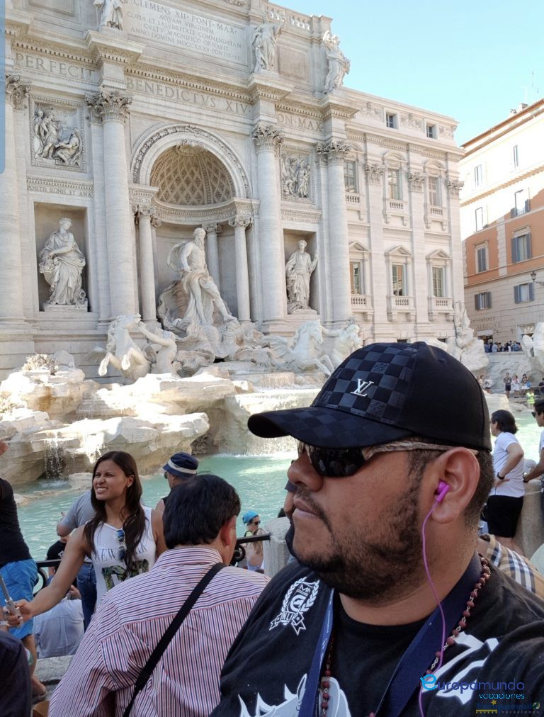 FONTANA DI TREVI