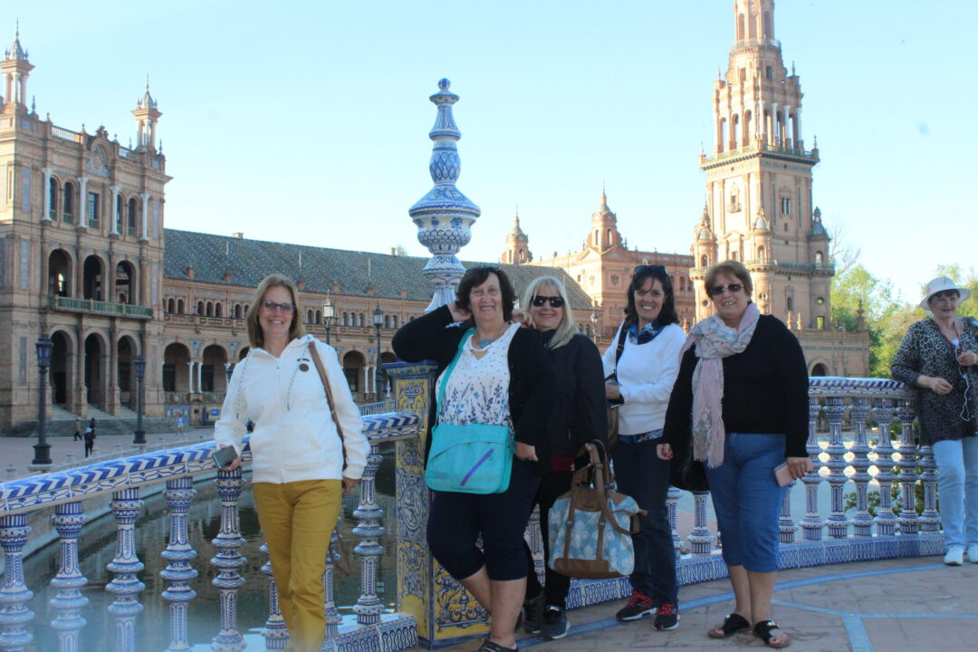 PASEANDO POR LA PLAZA DE ESPAÑA
