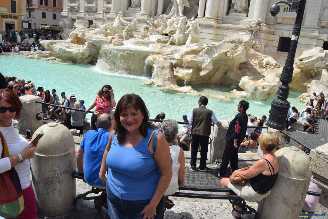 Fontana Di trevi