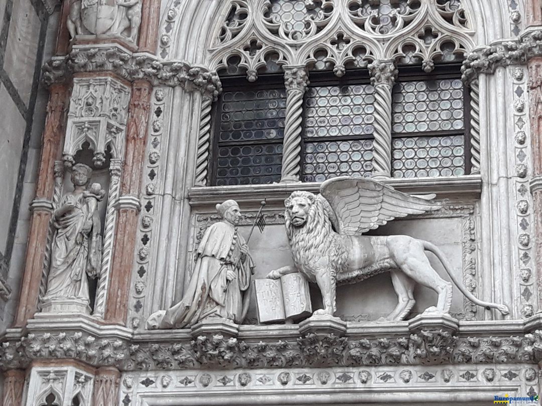 Basilica de San Marcos detalle