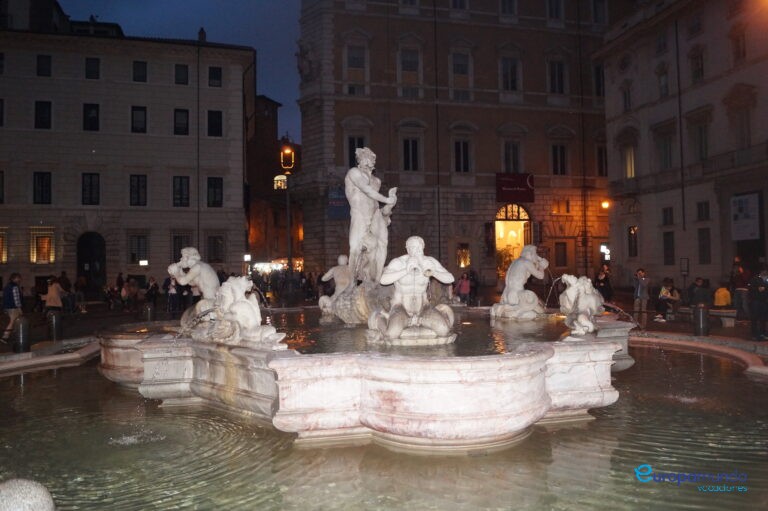 PIAZZA NAVONA DE NOCHE-ROMA