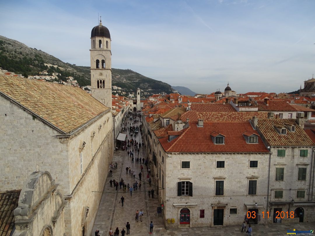 La ciudad amurallada