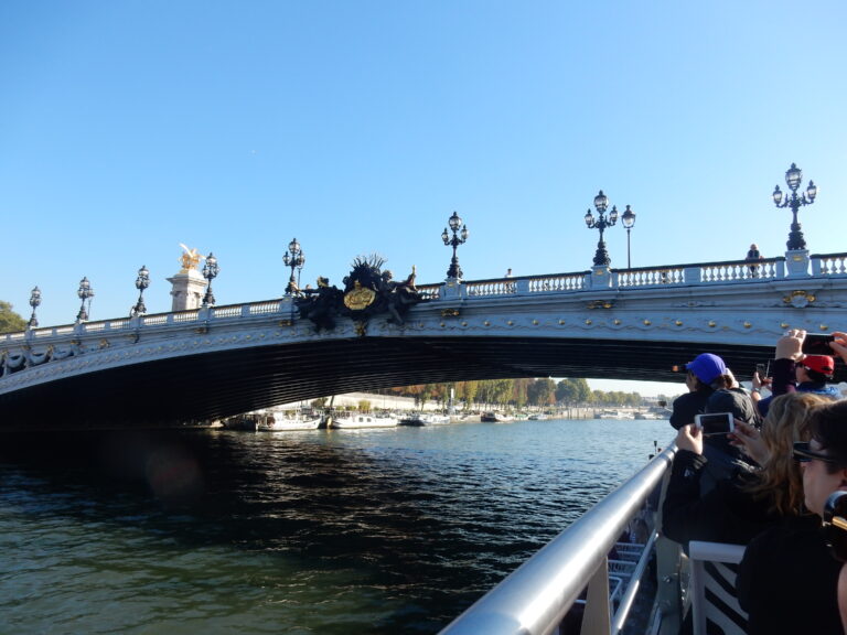 Puente Alejandro III