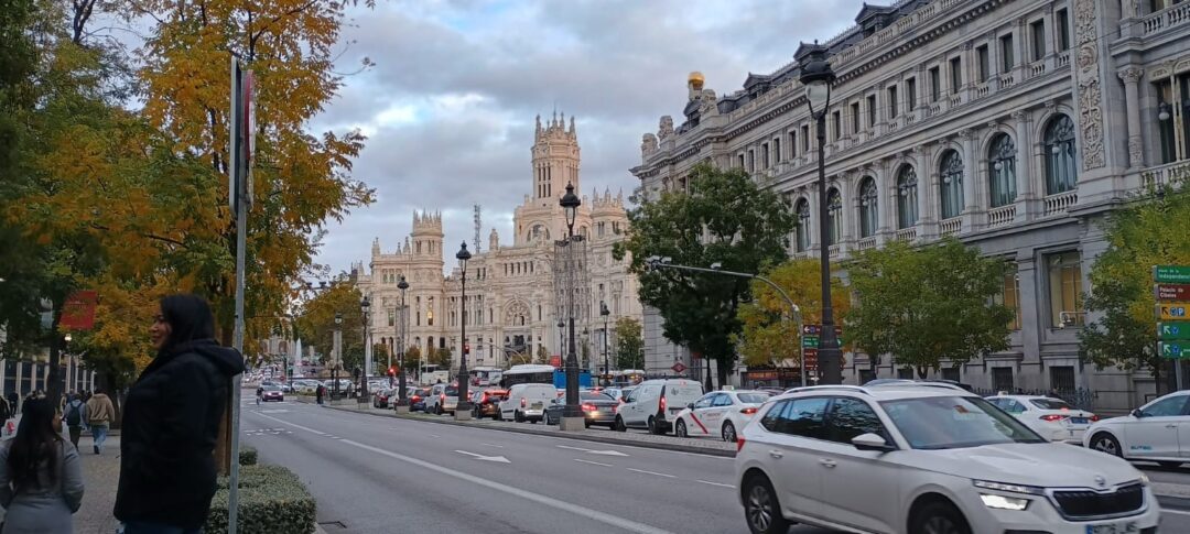 Palacio de Cibeles y Banco de España en Madrid