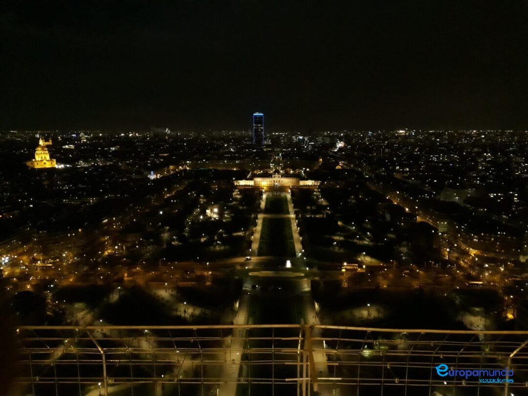 Paris de noche