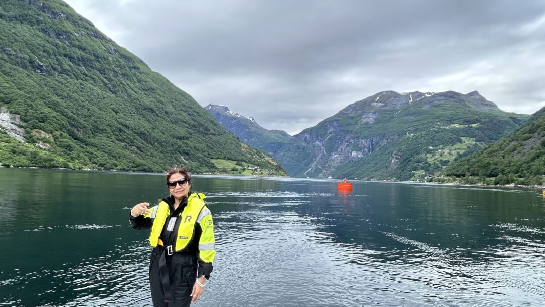 Paseo en bote por el fiordo de Geiranger