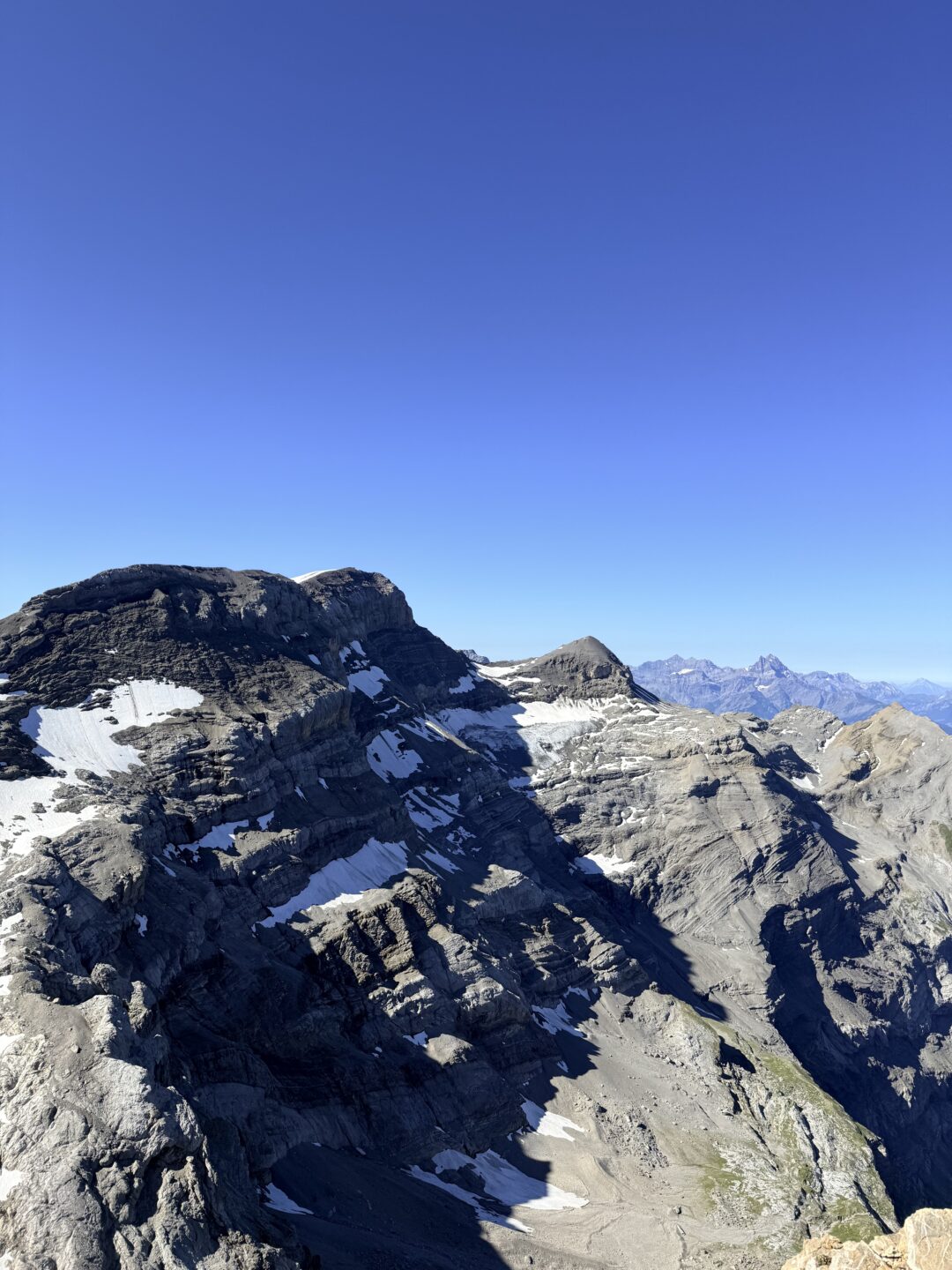 Scex Rouge mountain