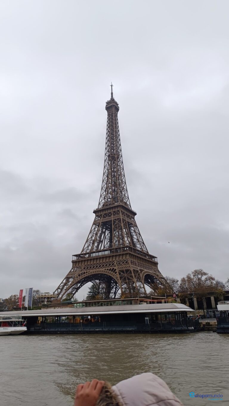 Torre Eiffel