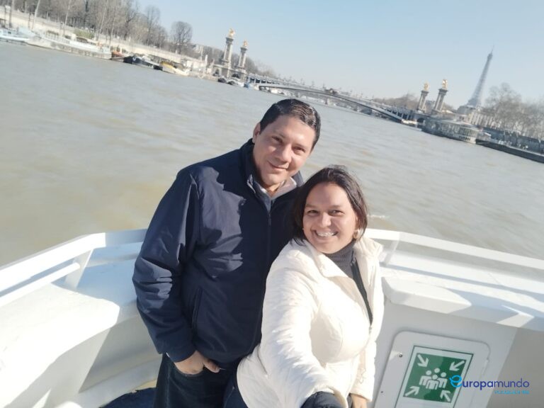 Un crucero por el rio Sena.